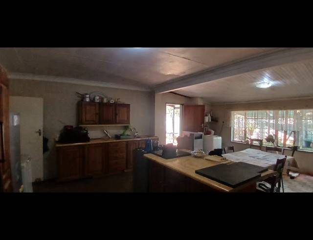 3 BEDROOM FREEHOLD FOR SALE IN TARLTON